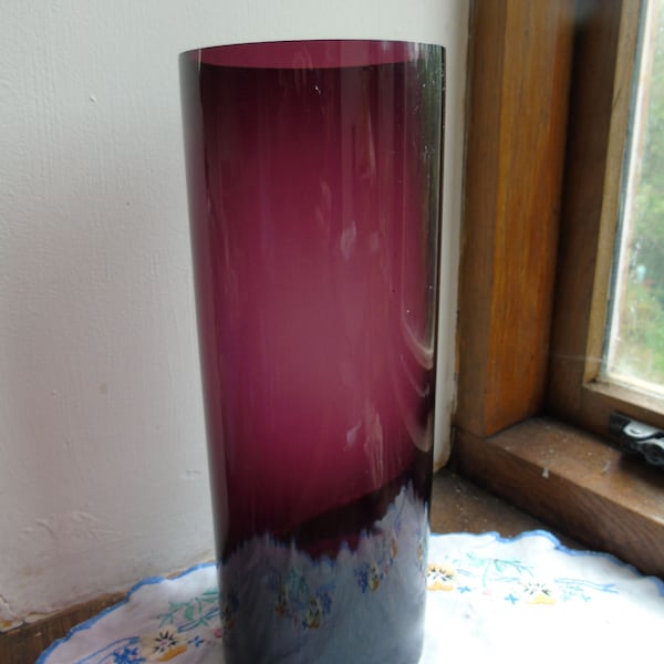 An Amethyst cylindrical vase, made in 1980s, in lovely condition no chips or nibbles. weighs 911 grams.11.75 inches  tall, 4.25 inches wide.