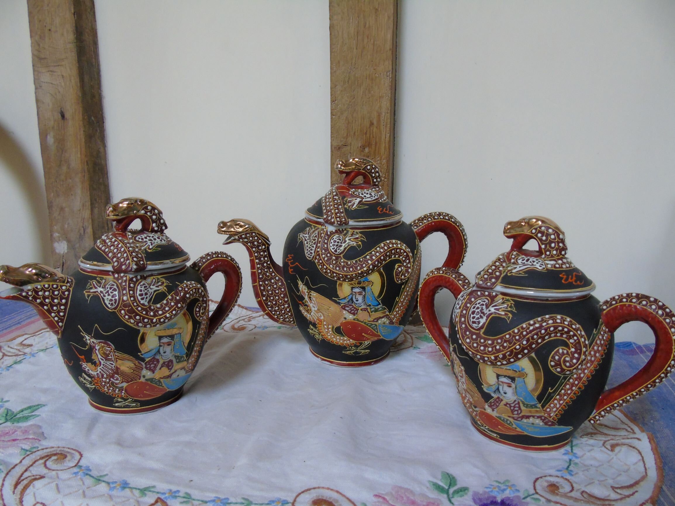 「Dragon」鶴　皿　置物 Hand Painted Japanese Dragon Three Piece Tea Set. Tea Pot