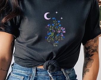 Boho Floral Moon Shirt, Nature Lover Gift, Moon Gift, Gift for Her, Floral Shirt, Moon Boho Shirt, Dark Academia Clothing, Cottagecore Shirt