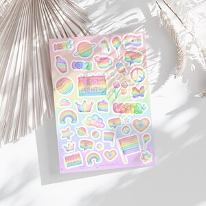 パステル プライド マンス ステッカー シート | ジャーナル ステッカー、プランナー ステッカー、スクラップブック ステッカー、LGBTQ、イラスト、誇り、カレンダー ステッカー