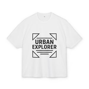 Maglietta unisex Urban Explorer in cotone pesante, abbigliamento casual, streetwear, regalo per viaggiatori, comoda maglietta per tutti i giorni