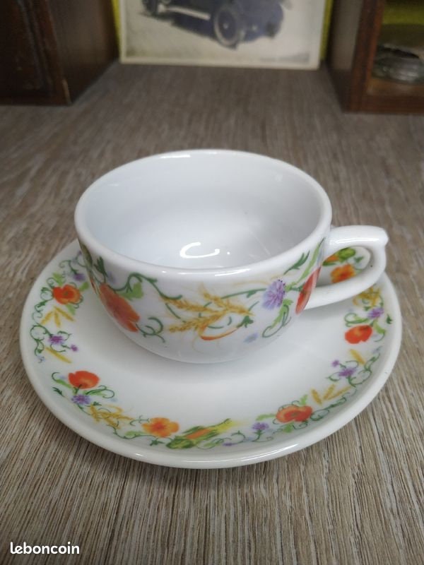 Jolie Vintage Tasse et Soucoupe Décor Florale Fleurs de Marque Fioricci - Introuvable sur Internet