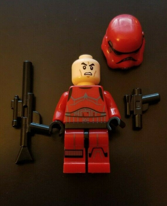 Red stormtrooper outlet lego set