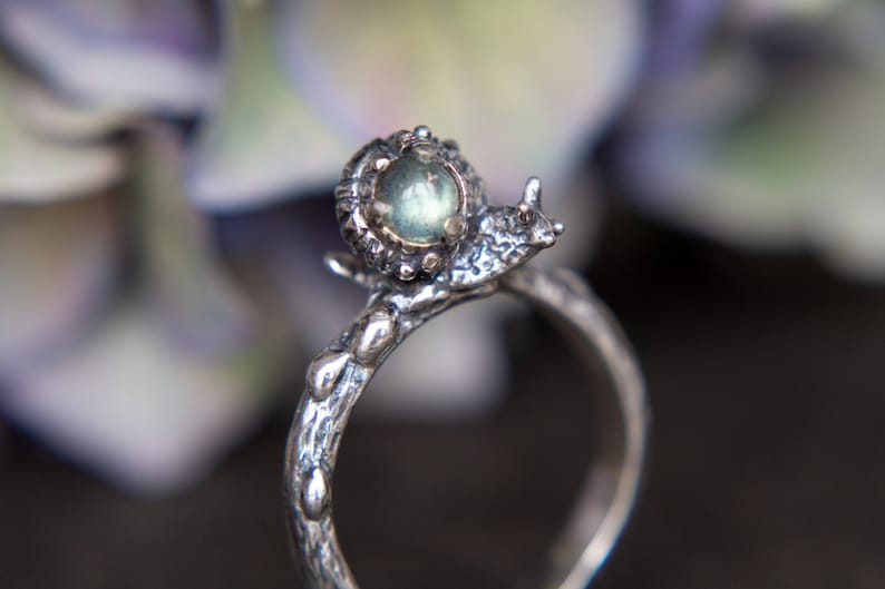 Handcrafted Cute Snail Silver Ring with Labradorite Gemstone Whimsical and Unique Jewelry image 3