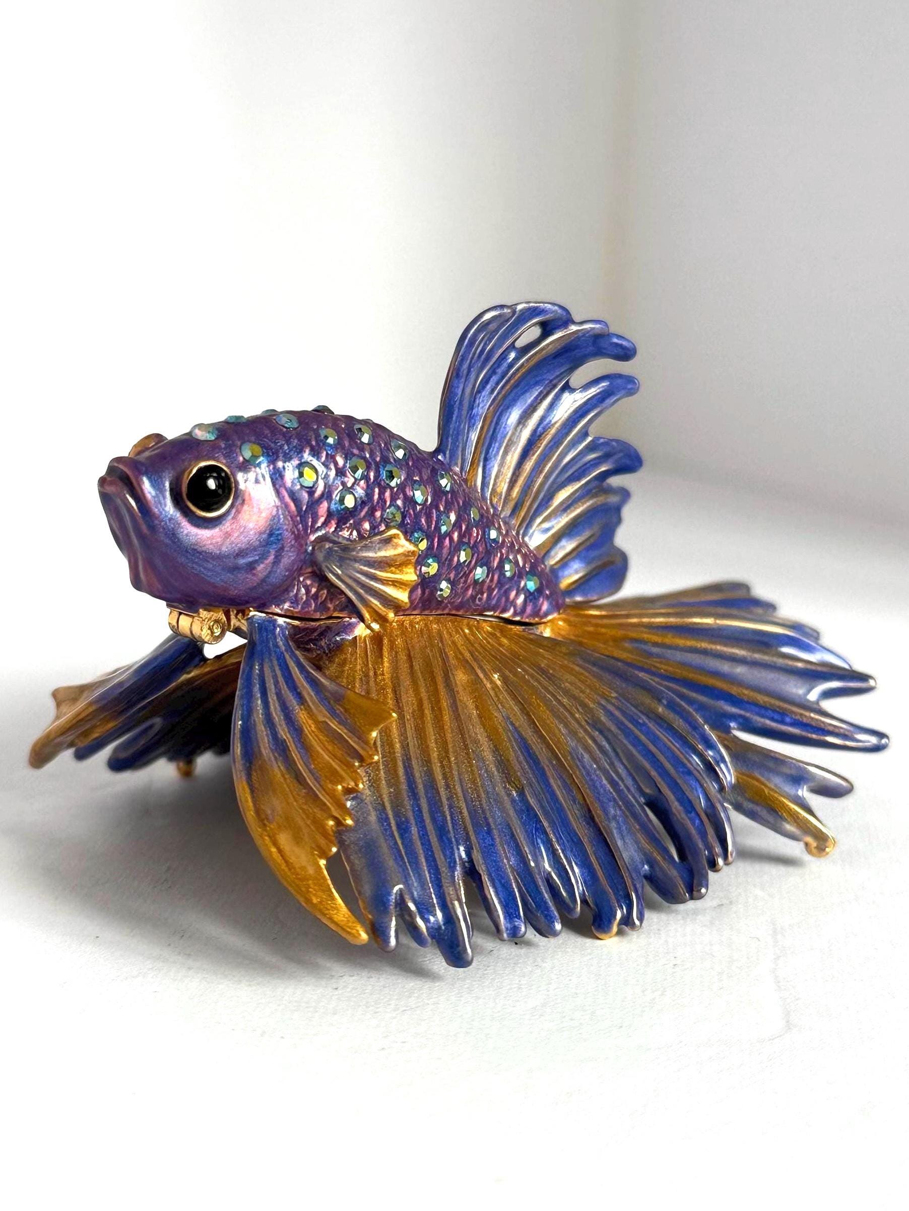 betta fish trinket box MIXDOM Crowntail Beta Jewelry Box Hand Painted Decorative Box with Hinged Lid Ring Earring Holder Fish Figurine Collectible : Clothing, Shoes & Jewelry lbs Width of Item Trinket Box: Light Betta Trinket