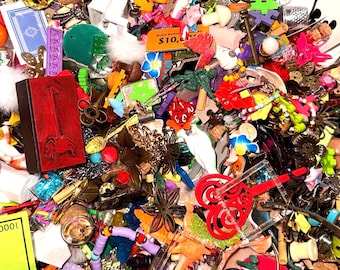 Cute Mystery Trinket Confetti Scoops: Mini Charms, Crystals, Crow Core,tiny treasures, mini Crafts,shelf trinkets, kids,ren faire,grab bag