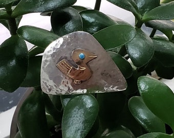 Vintage 1950s Peruvian Old Cuzco 925 Sterling, 18k Gold and Turquoise Pin