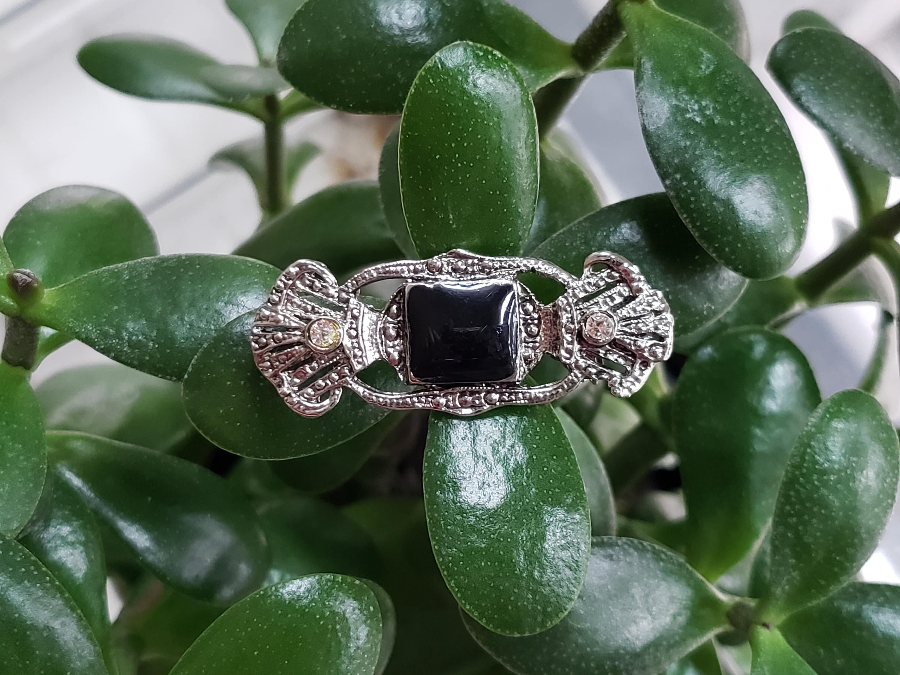 1980 年代のヴィンテージ フェイクマーカサイト、ラインストーン