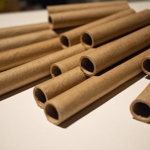 Tubos de cartón resistentes OD: 18 mm. enrollado a mano