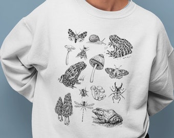 Vintage Mushrooms Fungi Sweatshirt, Dark Academia aesthetic, Goblincore Goth clothing, Mushroom Shirt, Frog Tshirt, Nature Insect T Shirt