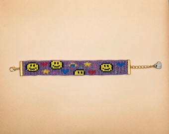 Smiley Beaded Bracelet • Smiley Beadingloom Bracelet •