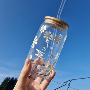 Personalised Glass Can with Bamboo Lid & Straw, Personalised Tumbler Cup with Daisy, Glass Bamboo Tumbler with Straw and Lid, Daisy