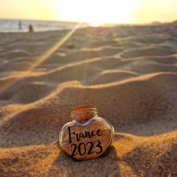 Sand Jar, Glass Jar for Sand, Holiday Keepsake, Honeymoon Keepsake, First Holiday Keepsake, Wedding Gifts, Engagement Gift, Gift for Coupe