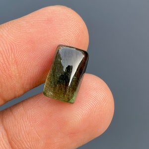 Peridot Rutile Gemstone Cushion Cabochon, aaa peridot. UNIQUE PERIDOT RUTILE Rare Quality. Natural Peridot Gemstone, 5.80cts size 8x12mm