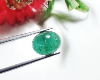 Cabochon émeraude de forme ovale Pierre précieuse 100 % pierre véritable Cabochon émeraude naturel de Zambie Cabochon émeraude en vrac, taille 8 × 10 mm 3,50 cts