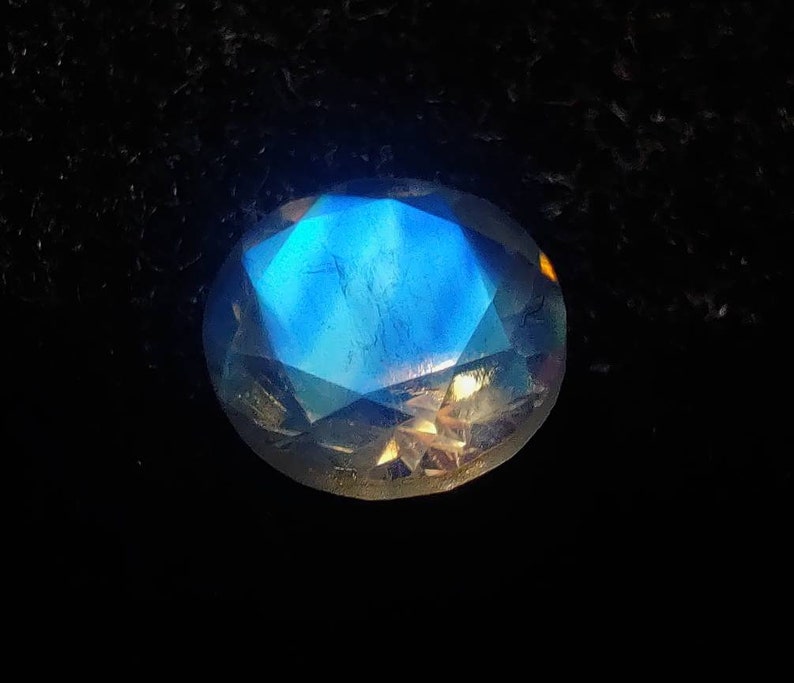 RARE FACETED 5 MM ROUND RAINBOW MOONSTONE RARE FACETED 5 MM ROUND RAINBOW MOONSTONE