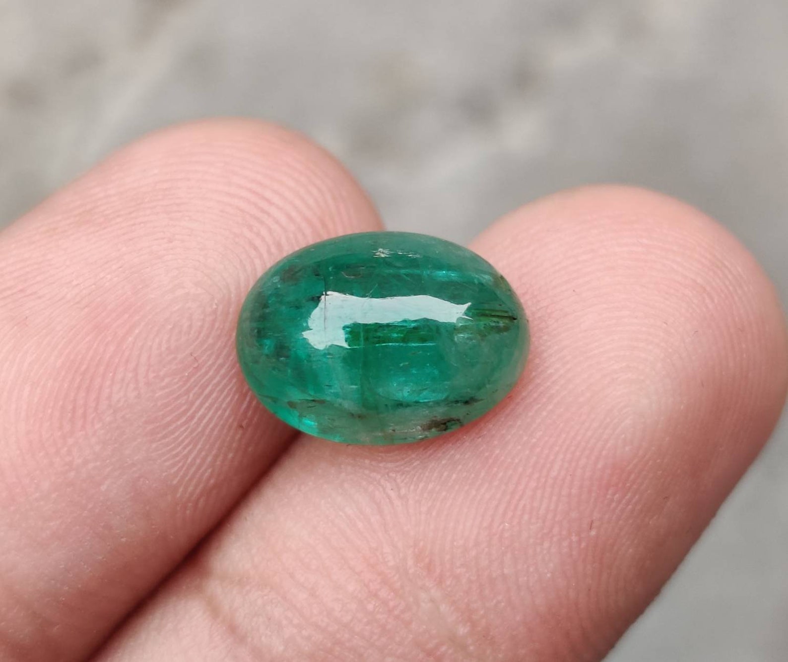Emeraude verte naturelle 6,02 ct pierre précieuse en vrac certifiée pierre tr