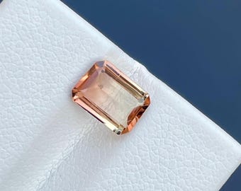 Naturalny dwukolorowy turmalin Octagon, fasetowany turmalin z Afryki do biżuterii. 1 ct. Różowy, brzoskwiniowy, dwukolorowy turmalin. 5,50 x 7,50 mm