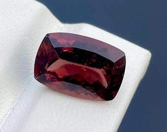 Naturalny dwukolorowy turmalin Cushion, fasetowany turmalin z Afryki do biżuterii. 5ct. Czerwonobrązowy. dwukolorowy turmalin. 9 x 13 mm