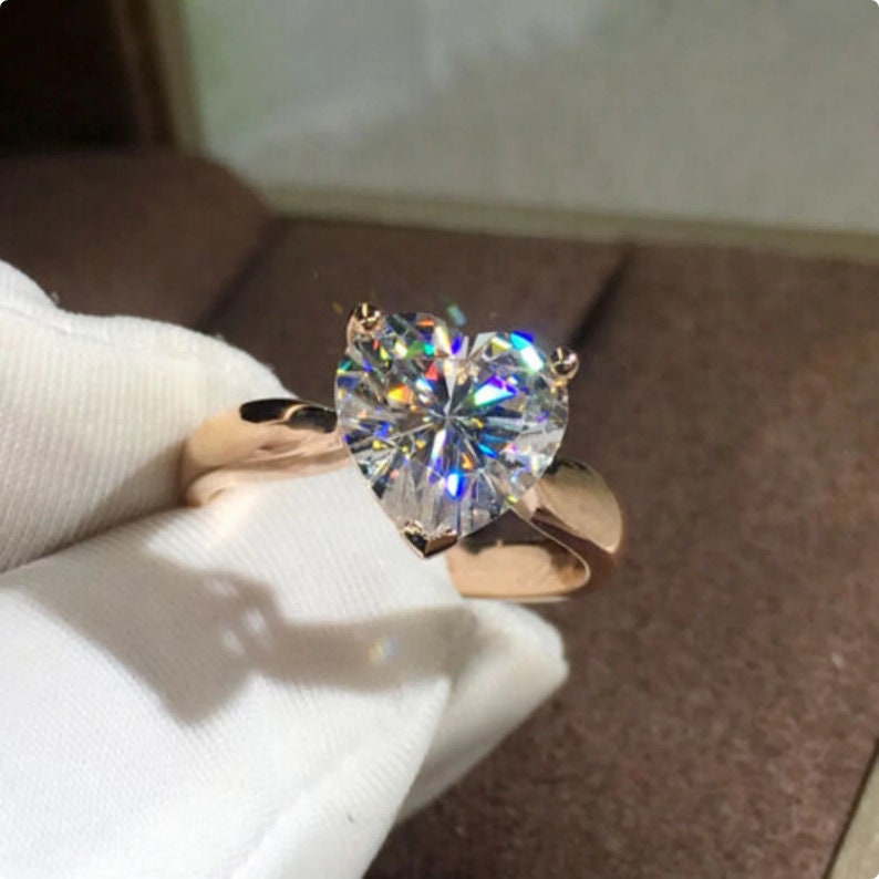 14K Solid White Gold 1.65ct Heart Simulated Diamond Solitaire Engagement Ring 14K Solid White Gold 1.65ct Heart Simulated Diamond Solitaire Engagement Ring