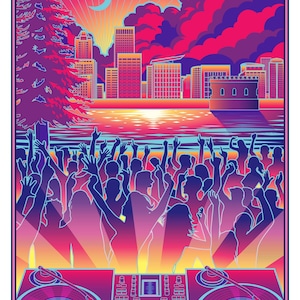 Puede incluir: Un póster vibrante con el texto "MT. TABOR PORTLAND, OREGON" sobre un paisaje urbano y una multitud de personas con las manos levantadas. La obra de arte utiliza una paleta de colores neón con una configuración de DJ en primer plano.