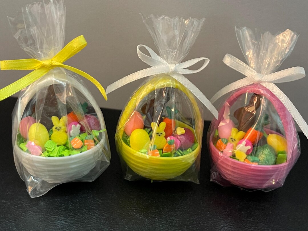 1/6 Scale Filled Easter Basket – Miniature Spring Dollhouse Decor - Etsy