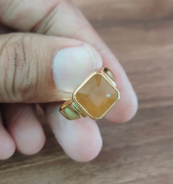 TODANI JEMS 12.25 Ratti Pukhraj Stone Original Certified Yellow Sapphire  Gemstone Gold Plated Adjustable Woman Man Ring With Lab Certificate :  Amazon.in: Fashion