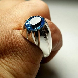 Unheated Untreated Gemstone Blue SapphireOval Shape 7.5 Ratti Sri Lanka Pure Blue Colour Rashi Ratan September Birthstone for Men & Women
