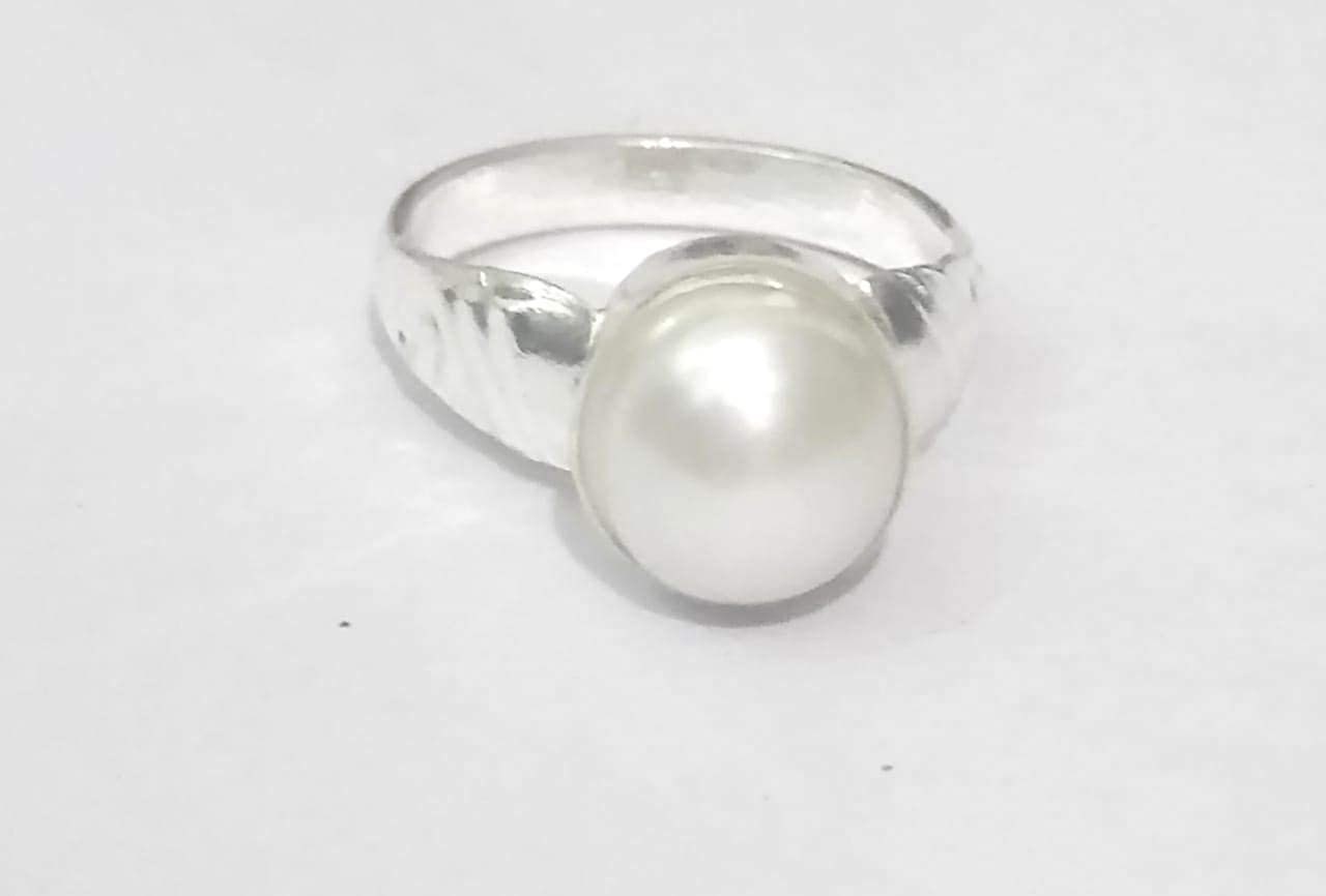 Buy Venus Gems Gallery Pearl Ring Sacche Moti ki Ring Original Certified  Silver Ring Beautiful Freshwater Pearl Anguthi Sache Moti Pure Silver Ring  Chandi Pearl Ring पर्ल सच्चे मोती की सिल्वर रिंग