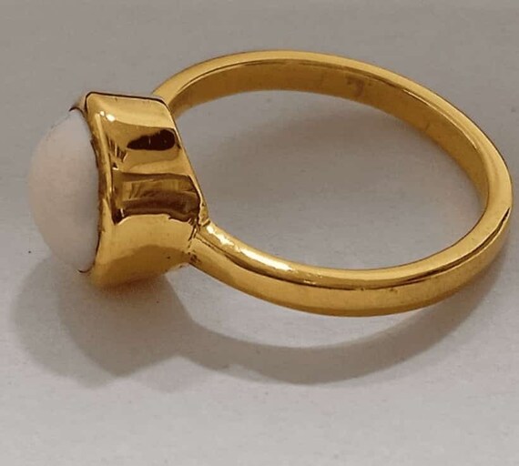 Moti ring sale gold