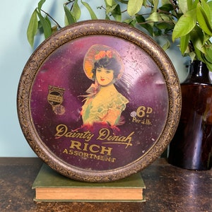 Large Vintage Advertising Horner’s Confectionery Tin-Dainty Dinah Rich Assortment E-1