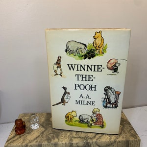 Vintage A.A. Milne&#39;s Winnie The Pooh Book 1977