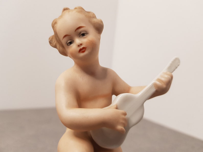 WALLENDORF Porcelain Figure Cherub with gitar Art Deco Vintage 20th original Germany Wallendorf Kunst Putto playing gitar image 8