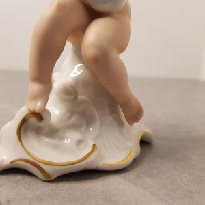 WALLENDORF Porcelain Figure Cherub with gitar Art Deco Vintage 20th original Germany Wallendorf Kunst Putto playing gitar image 9