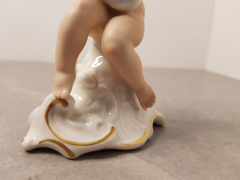 WALLENDORF Porcelain Figure Cherub with gitar Art Deco Vintage 20th original Germany Wallendorf Kunst Putto playing gitar image 9