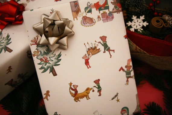 A Christmas Carol Christmas Wrapping Paper 