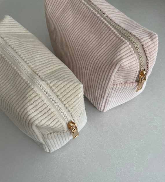 VELVET MAKE-UP POUCH SMALL LIGHT ROSE VELVET MAKE-UP POUCH SMALL LIGHT ROSE