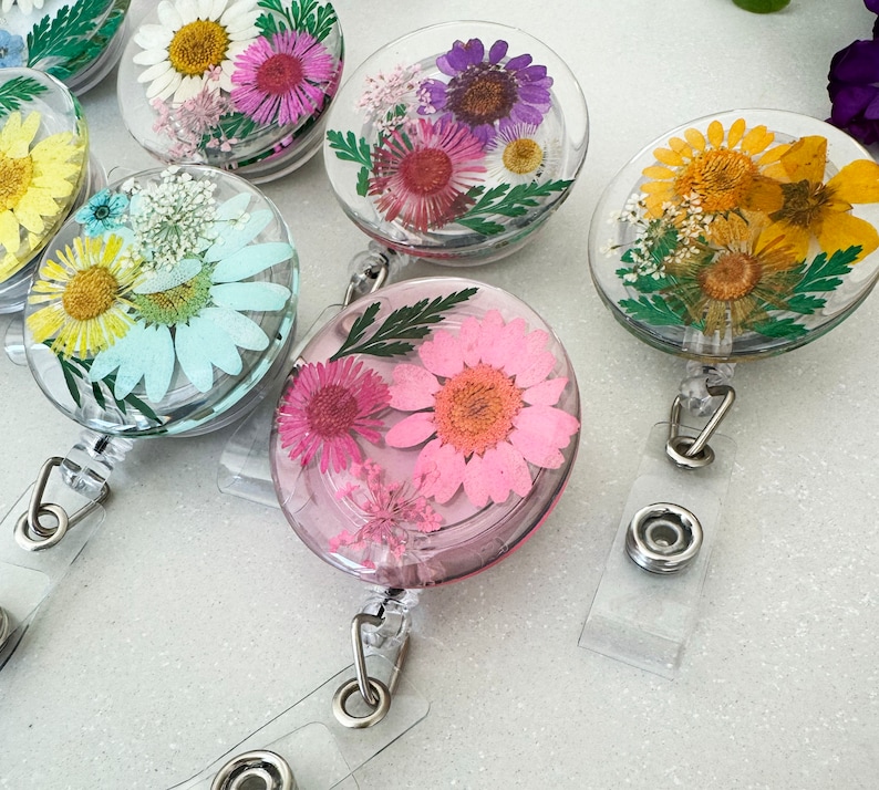 Real Flower Badge Reel for Nurse Gift for Doctor Custom Name Badge Reel for Teacher Therapist Gift Resin Flower Badge Reel Gift for Nurse Blank no name