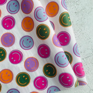 Faccine di carta velina colorate in oro, confezioni regalo, carta da regalo, ordini di imballaggio, accessori per negozi