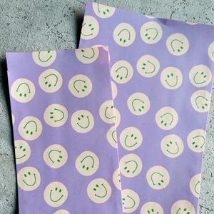 Sac en papier SMILEY violet sacs cadeaux d'anniversaire emballage sac plat sacs de fête d'anniversaire pour enfants sacs en papier