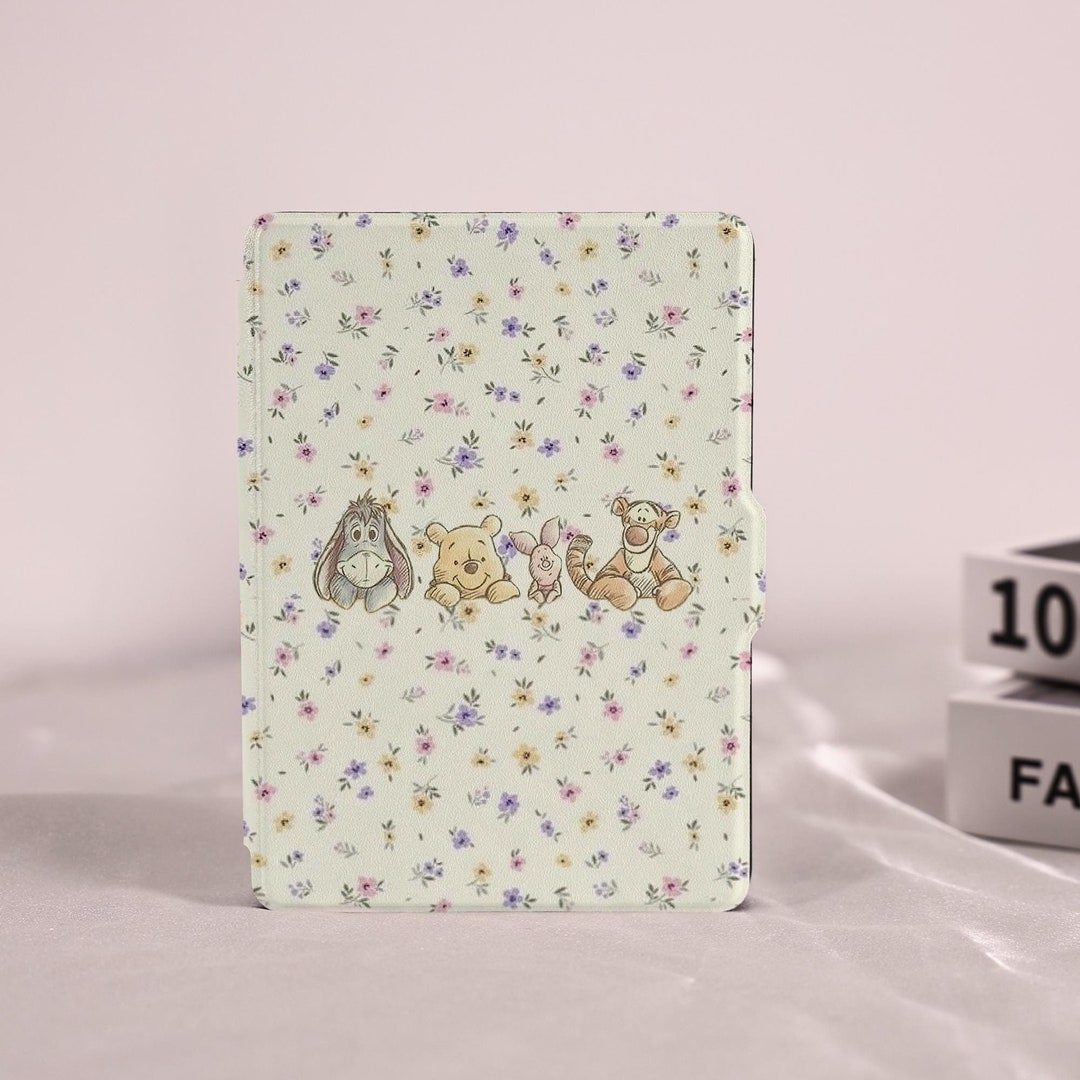 Winnie Pooh Cute Flower Kindle Paperwhite Case for Kindle 6"/6.8"/7 ...