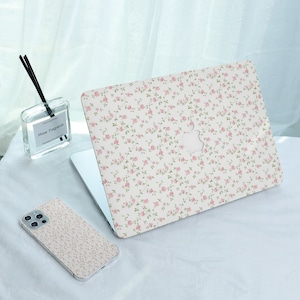 Pretty flowers on light pink flora MacBook Case for New MacBook Air 15, M1 M2 Air 13 A2681, A2337, A2338, Pro 13 14 15 16, 2022 2021 2020