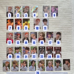 NEUE Stray Kids offizielle Noeasy Wolfgang Surfin Aladdin Fotokarten Pc Albums SKZ Korea Pob Bang Chan Lee Wissen Hyunjin Changbin Felix IN Kpop