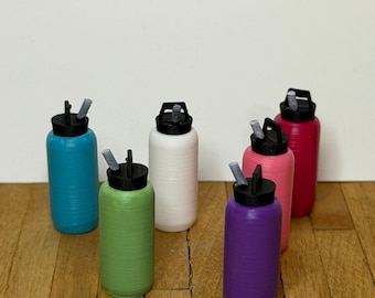 Dollhouse Miniature 1:12 Water Bottle with removable straw lid