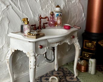Dollhouse Miniature Ornate Sink 1:12