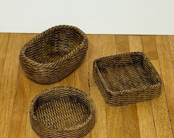 Miniature Wicker Vintage  Basket Trays