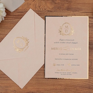Set di inviti di nozze di lusso rosa salmone con bordo dorato, biglietti di nozze testurizzati con lamina d'oro, inviti stampabili personalizzati romantici