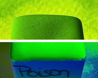 Poison | Aquarellfarbe | Watercolor 1/2 Pan | Neon | vegan | Kalligraphie | UV-Leuchtfarbe | Schimmerfarbe | Metallicfarbe