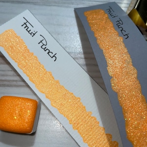 Fruit Punch | Watercolor paint | Watercolor 1/2 Pan | Smoothies | vegan | Lettering | Handlettering | Calligraphy | Shimmer paint | Metallic