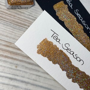 Tea Season | Watercolor paint | Watercolor 1/2 pan | Holo | vegan | Lettering | Autumn Vibes | Calligraphy | Shimmer paint | Metallic paint